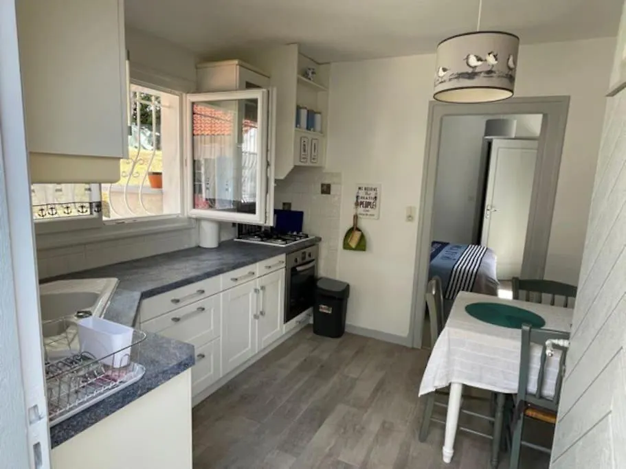 Adorable Petite Maison A 400M De La Mer-1